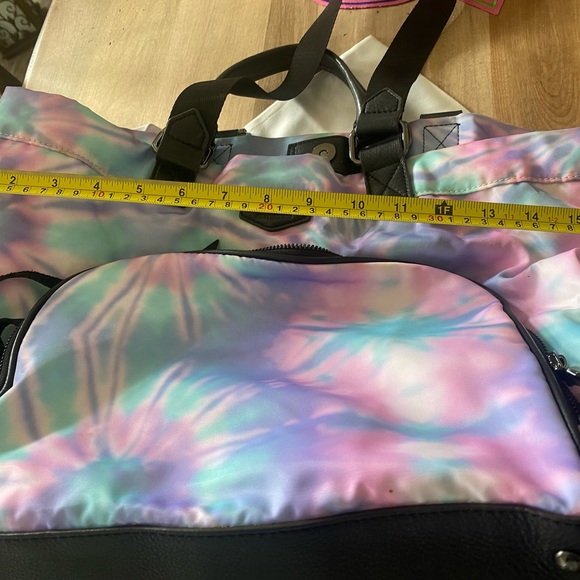 Gorgeous Amee Kestenberg tie dye bag. EUC - Picture 6 of 12